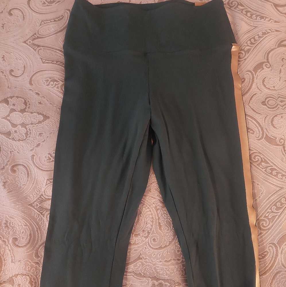 PINK Victoria's Secret Green Leggings with Gold Accent